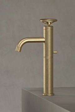 BROOKLYN - Countertop washbasin mixer with aerator by The Watermark Collection - view 3